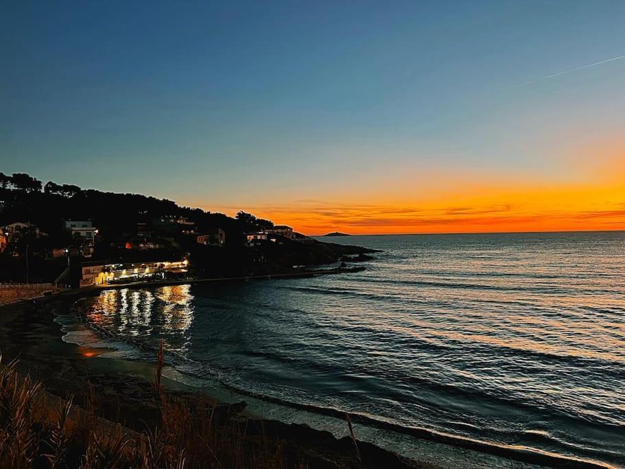 Escapade Au Coeur De Sanary Apartman Kültér fotó